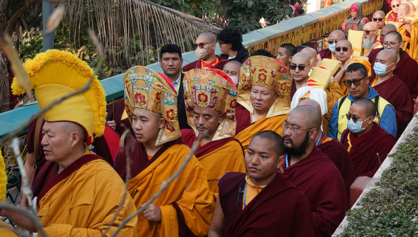 Honouring the Kangyur: The Essence of Glory Practice of the Sage, the Kangyur Procession, and Reading the Kangyur 