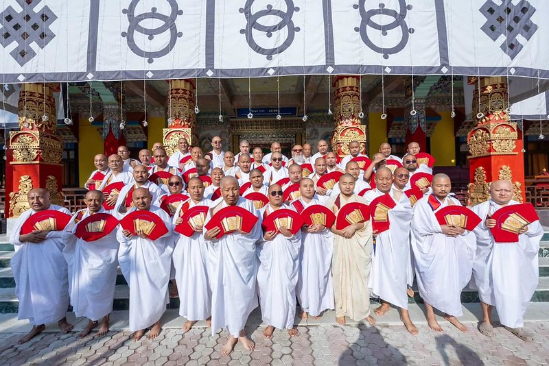 Celebrating Yogic Achievement: The Cotton-Clad Procession